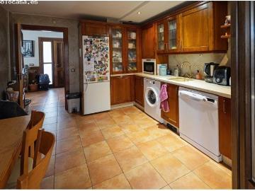 Exclusivo Chalet en Viana de Cega en venta
