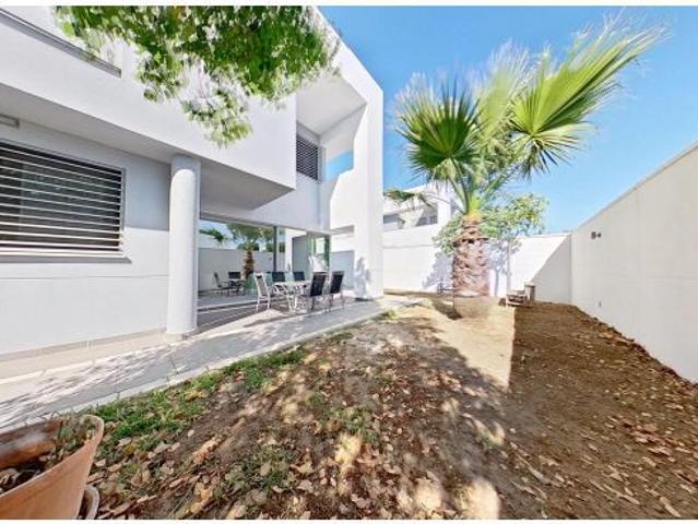 ? ¡Exclusivo Chalet en Villanueva Golf! Ideal para Familias que buscan Tranquilidad y Confort