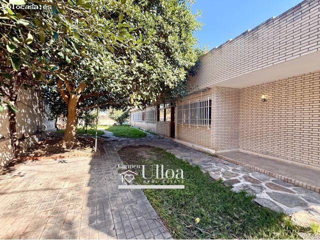 EXCLUSIVO CHALET INDEPENDIENTE CON GRAN PARCELA Y PISCINA PRIVADA EN ALICANTE