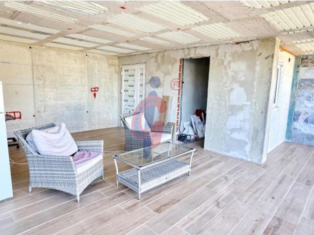 Exclusivo Chalet Independiente en Construcción con Vistas Panorámicas