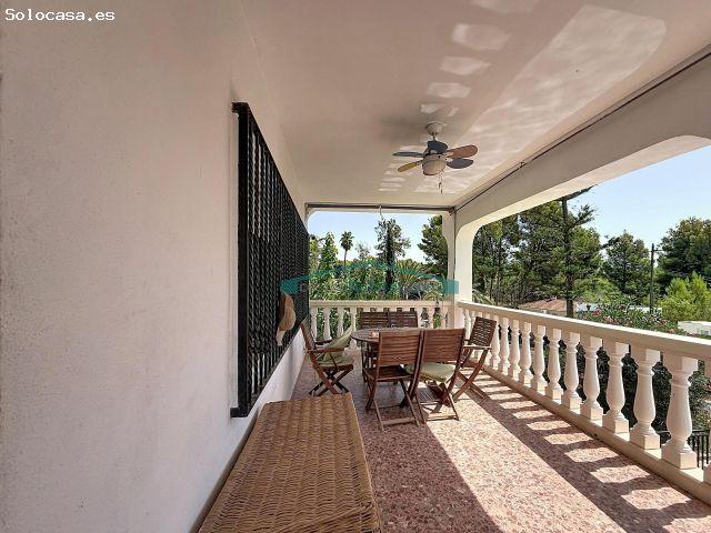 Exclusivo chalet independiente en Olocau con piscina, 500 m2 construidos y 1.400 m2 de parcela