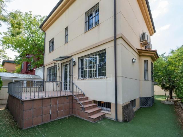 Exclusivo chalet independiente en Nueva España, de Madrid, u. 321m² Madrid