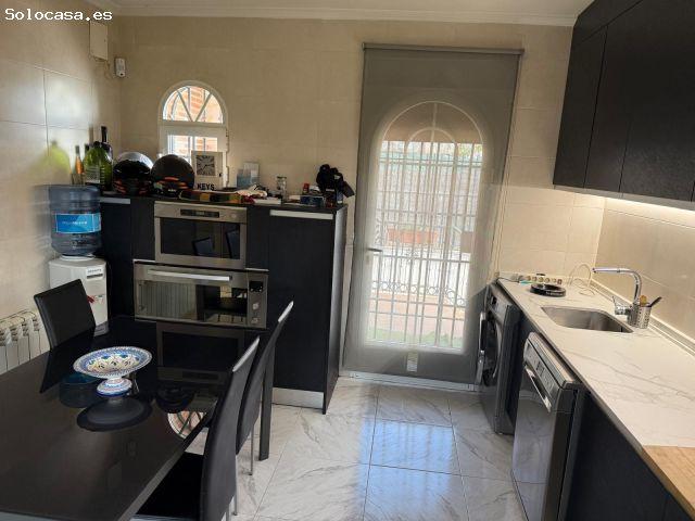 Exclusivo Chalet independiente en Toledo con gran parcela y Piscina