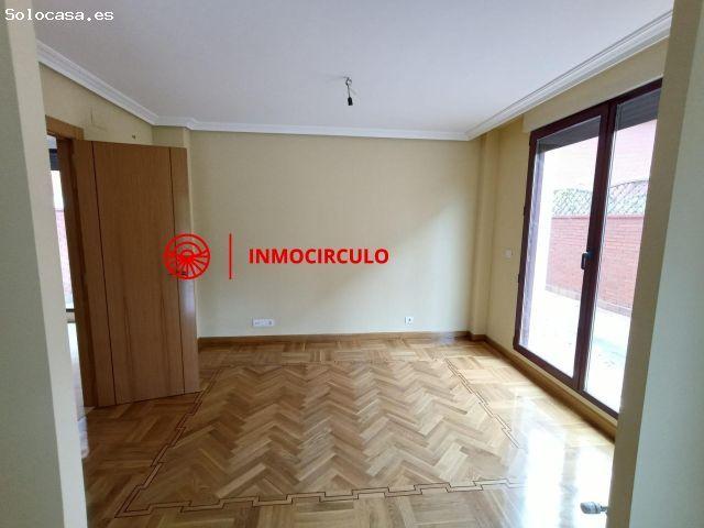 Exclusivo Chalet Pareado Junto al HUBU: Tu Oasis Urbano en Burgos