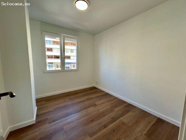 Exclusivo apartamento en primera línea de mar con impresionantes vistas al