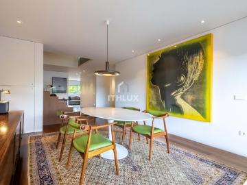 Exclusivo Apartamento T3 Duplex no Centro Histórico de Guimarães – Elegância, Conforto e Localização Premium