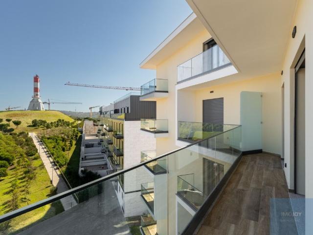 Exclusivo Apartamento T3 no Alto da Montanha em Carnaxide 139m² Carnaxide