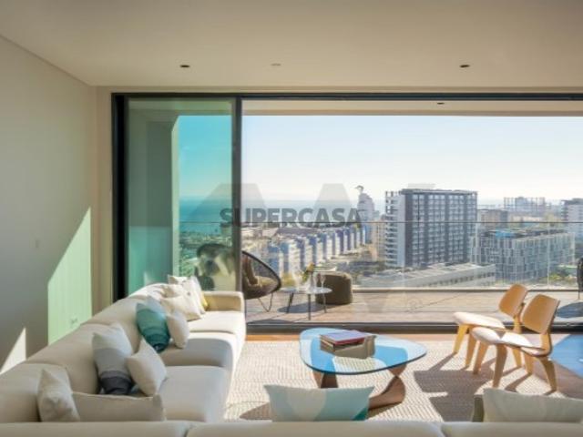 Exclusivo Apartamento T4 de Luxo com Vista Rio no Martinhal Residences | Parque das Nações, Lisboa