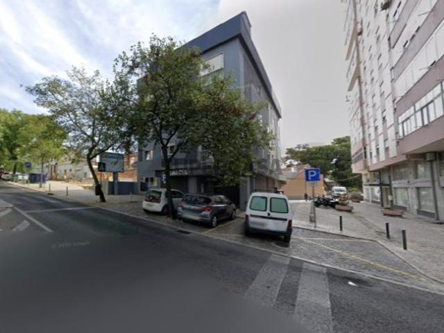Exclusivo Apartamento T4 Renovado a Estrear | 188,5 m² em Zona Tranquila de Setúbal