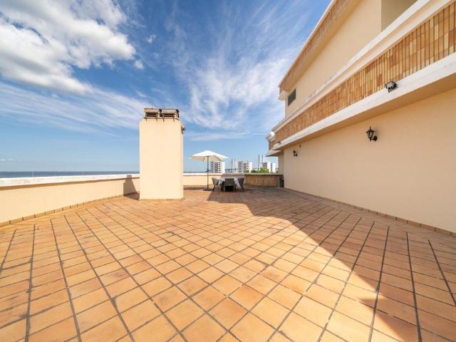 Exclusivo Apartamento T5 no Real Forte com Vista Panorâmica sobre o Rio Tejo