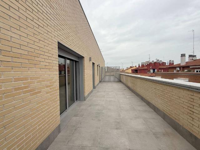 Exclusivo ático de 115 m2 en venta Zaragoza, España