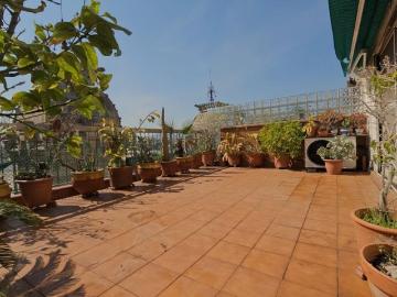 Exclusivo ático de 117 m2 en venta Barcelona, Cataluña