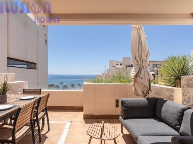 Atico de alto standing en venta Estepona, España