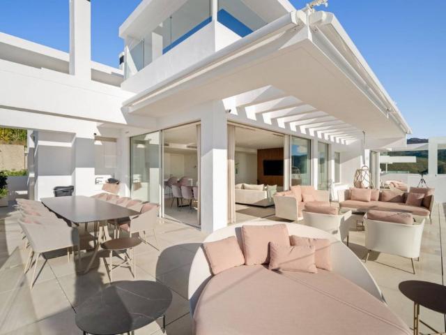 Exclusivo ático de 153 m2 en venta Ojén, España