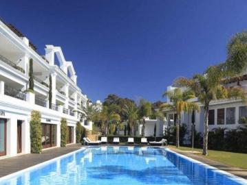 Exclusivo ático de 168 m2 en venta Estepona, Andalucía