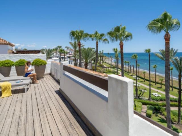 Exclusivo ático de 160 m2 en venta Marbella, España