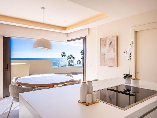 Exclusivo ático de 179 m2 en alquiler Estepona, Andalucía