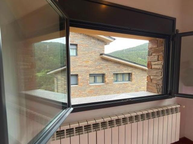 Exclusivo ático de 1 habitación con terraza de 40 m2 en Bordes dEnvalira
