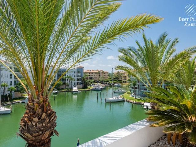 Exclusivo ático de 201 m2 en venta Sotogrande, España