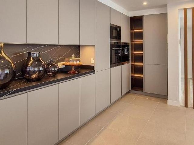 Exclusivo ático de 220 m2 en venta Marbella, Andalucía