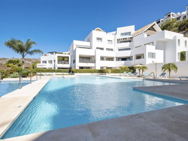 Exclusivo ático de 231 m2 en venta Los Flamingos, Marbella, Andalucía