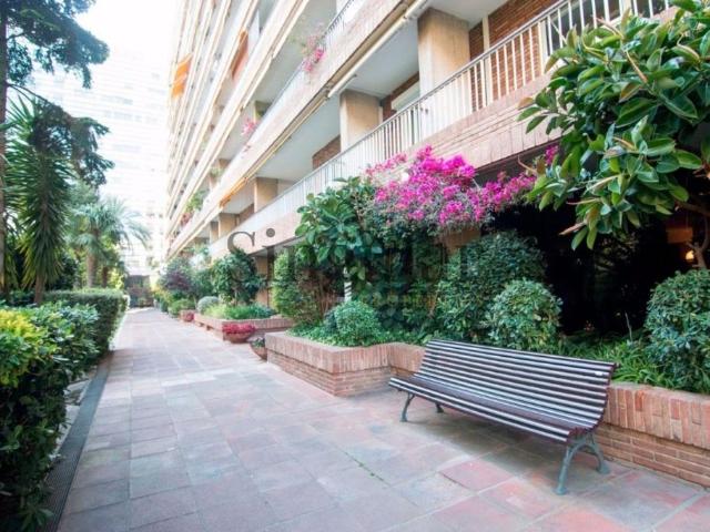 Exclusivo ático de 250 m2 en alquiler Barcelona, Cataluña