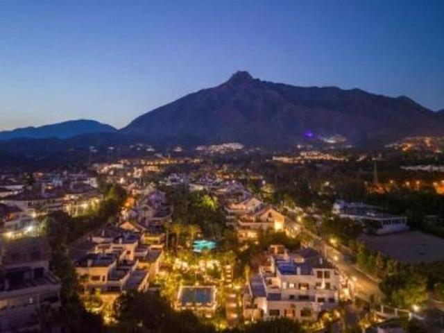 Exclusivo ático de 265 m2 en venta The Golden Mile, Marbella, Andalucía