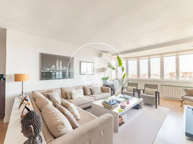 Exclusivo ático de 300 m2 en venta Ciudad Lineal, Comunidad de Madrid