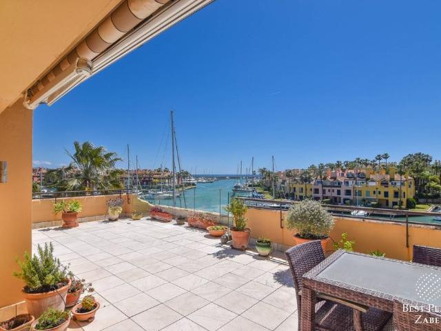 Exclusivo ático de 422 m2 en venta Sotogrande, España