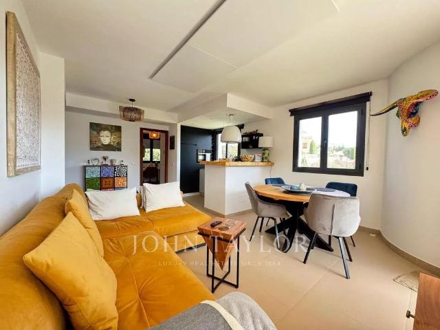 Exclusivo ático de 93 m2 en venta es Camp de Mar, España