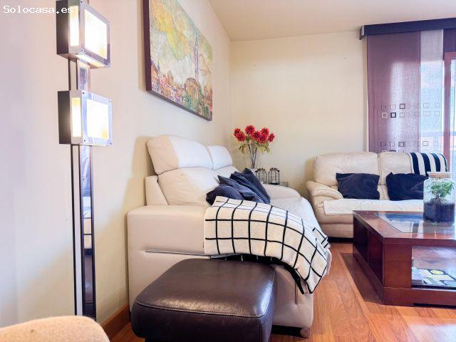 ¡Exclusivo Ático de Ensueño en Valls con Terraza Privada de 75m2 y Amplios Espacios Reformados!