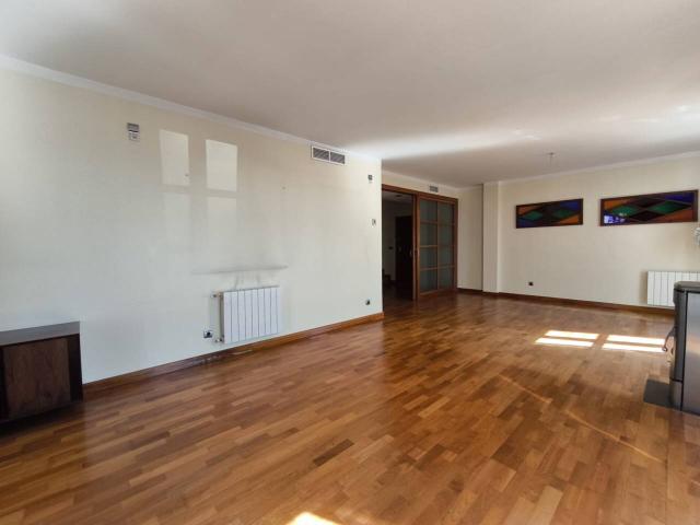 Exclusivo ático dúplex de lujo en alquiler en La Glorieta, pleno corazón de Murcia
