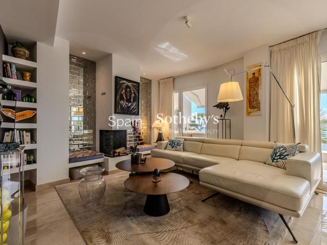 Exclusivo ático dúplex situado en Elements Marbella, una mod. 251m² Marbella