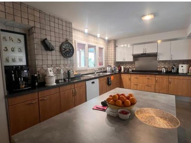 Exclusivo ático en alquiler de larga estancia en el corazón de Benidorm