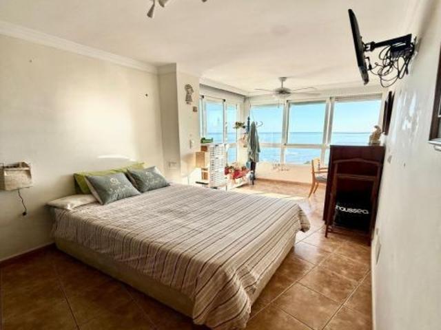 Exclusivo Ático en Playa Mezquitilla Septiembre a Junio