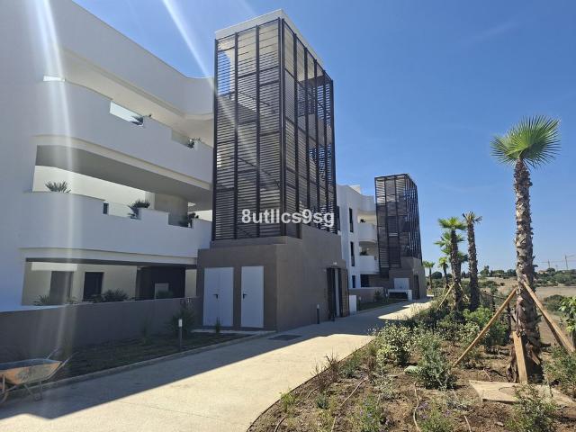 Atico de lujo de 164 m2 en venta Estepona, España