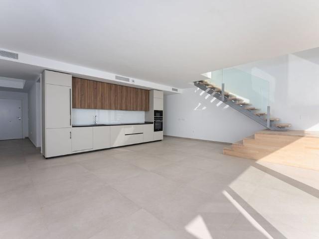 Exclusivo ático en venta Benalmádena, Andalucía