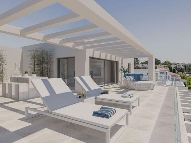 Exclusivo ático en venta Estepona, España