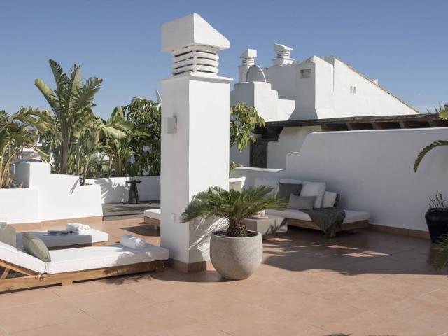Exclusivo ático en venta Estepona, España