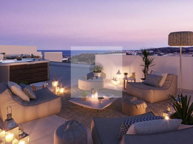 Exclusivo ático en venta Estepona, España