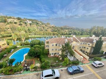 Exclusivo ático en venta La Quinta, Marbella, Andalucía