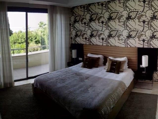 Exclusivo ático en venta Marbella, España