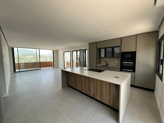 Exclusivo ático en venta Nueva Andalucia, Andalucía