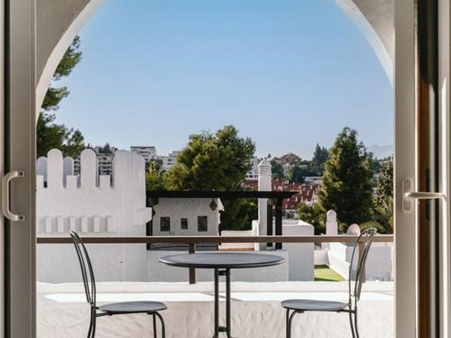 Exclusivo ático en venta Nueva Andalucia, España