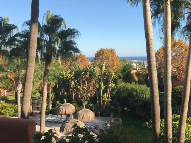 Exclusivo ático en venta Puerto Banús, Andalucía