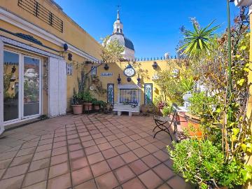 Exclusivo ático señorial con dos terrazas junto a la Plaza Mayor