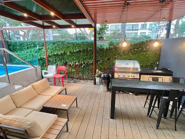 ✨ Exclusivo Departamento Con Piscina Privada En La Aurora – Miraflores