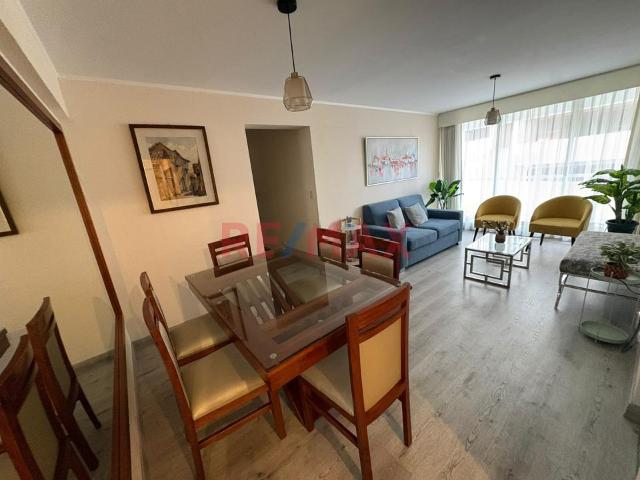 ¡Exclusivo Departamento En Alquiler! Cayma