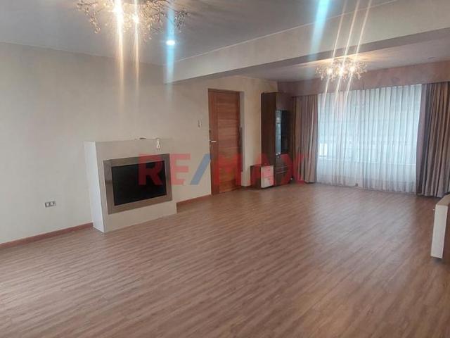 Exclusivo Departamento En Alquiler