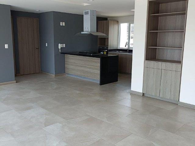 Exclusivo departamento en venta en Loma Dorada